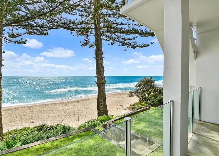 Beachside At The Entrance