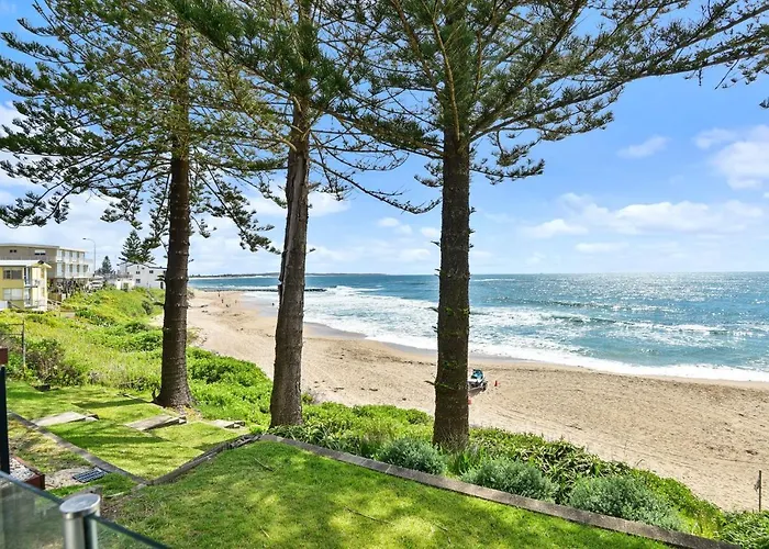 Beachside At The Entrance